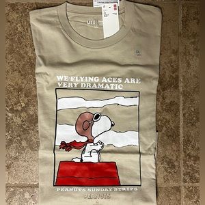 Brand new Japanese Uniqlo T-shirt - Peanuts x Uniqlo collab